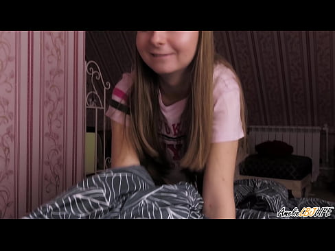 ❤️ Blondie анын BFF анын терең соруп жана анын оозуна сперма алат ️ Порно видео боюнча порно ky.hellporno-com.ru ❌