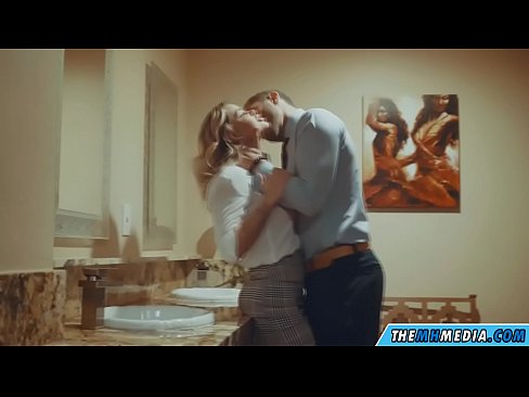 ❤️ Блондинка сени коомдук дааратканада азгырып жатканда ️ Порно видео боюнча порно ky.hellporno-com.ru ❌